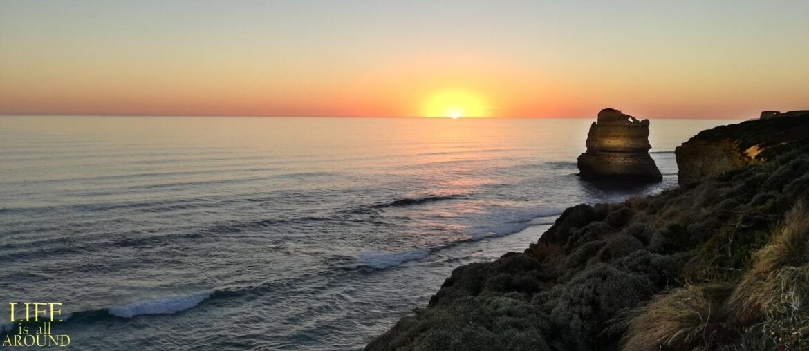 Comparison: a source of success and suffering sunset rocks Melbourne 2018