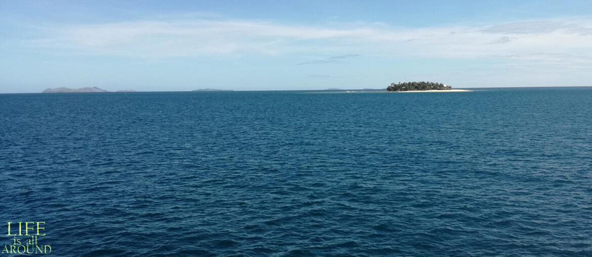 The Socratic Paradoxes and the notion of rightness water island sky fiji 2018